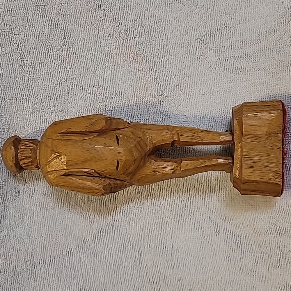 Caron Handcrafted Wooden Figurine - Picture 5 of 6